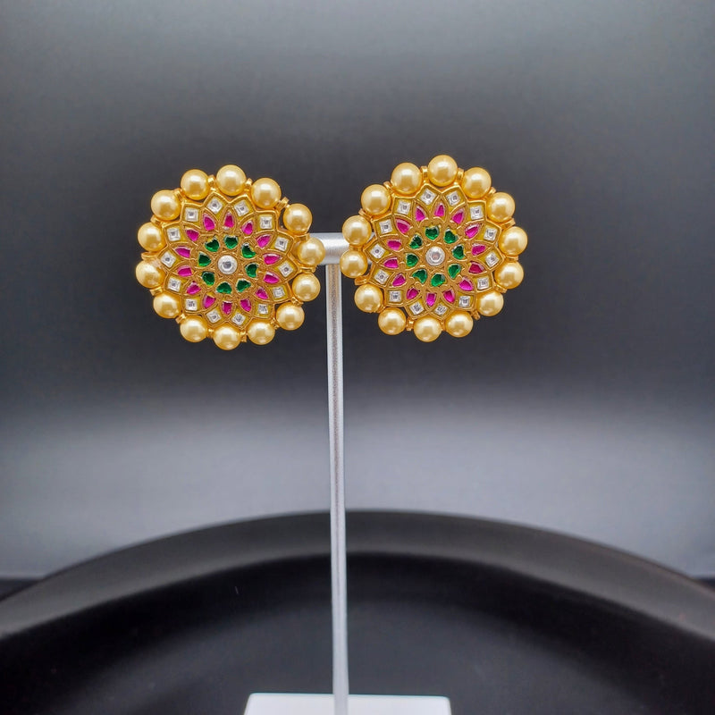 Beautiful Jadav Kundan Big Studs With Pearls