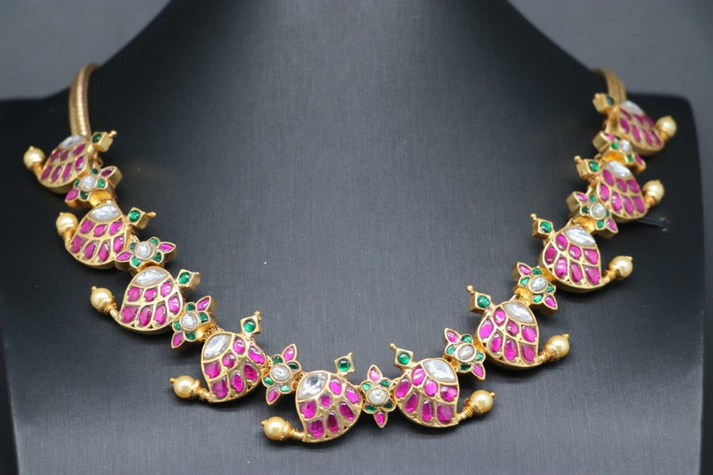 Elegant Jadav Kundan And Polki Small Necklace Set